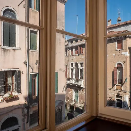 Foresteria Valdese Hostel Venice