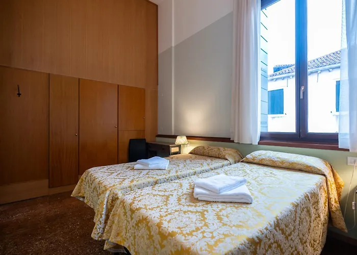 Foresteria Valdese Hostel *