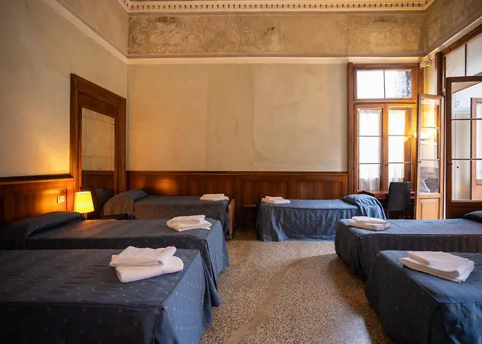 Hostel Foresteria Valdese Velence