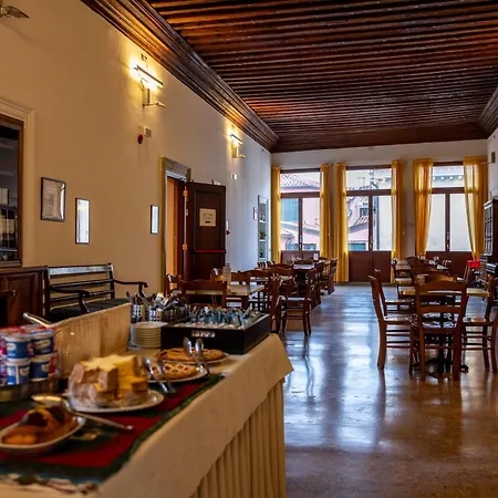 Foresteria Valdese Hostel Venedig