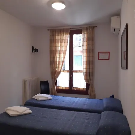 Foresteria Valdese بيت شباب