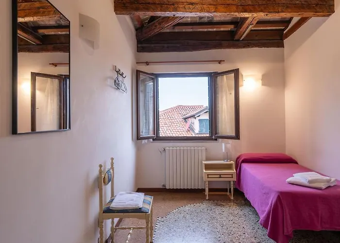 Foresteria Valdese * Venedig